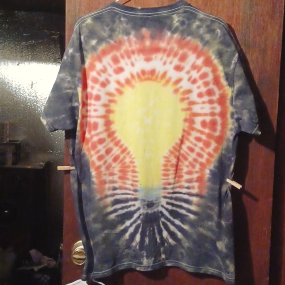 Light bulb original tie-dye